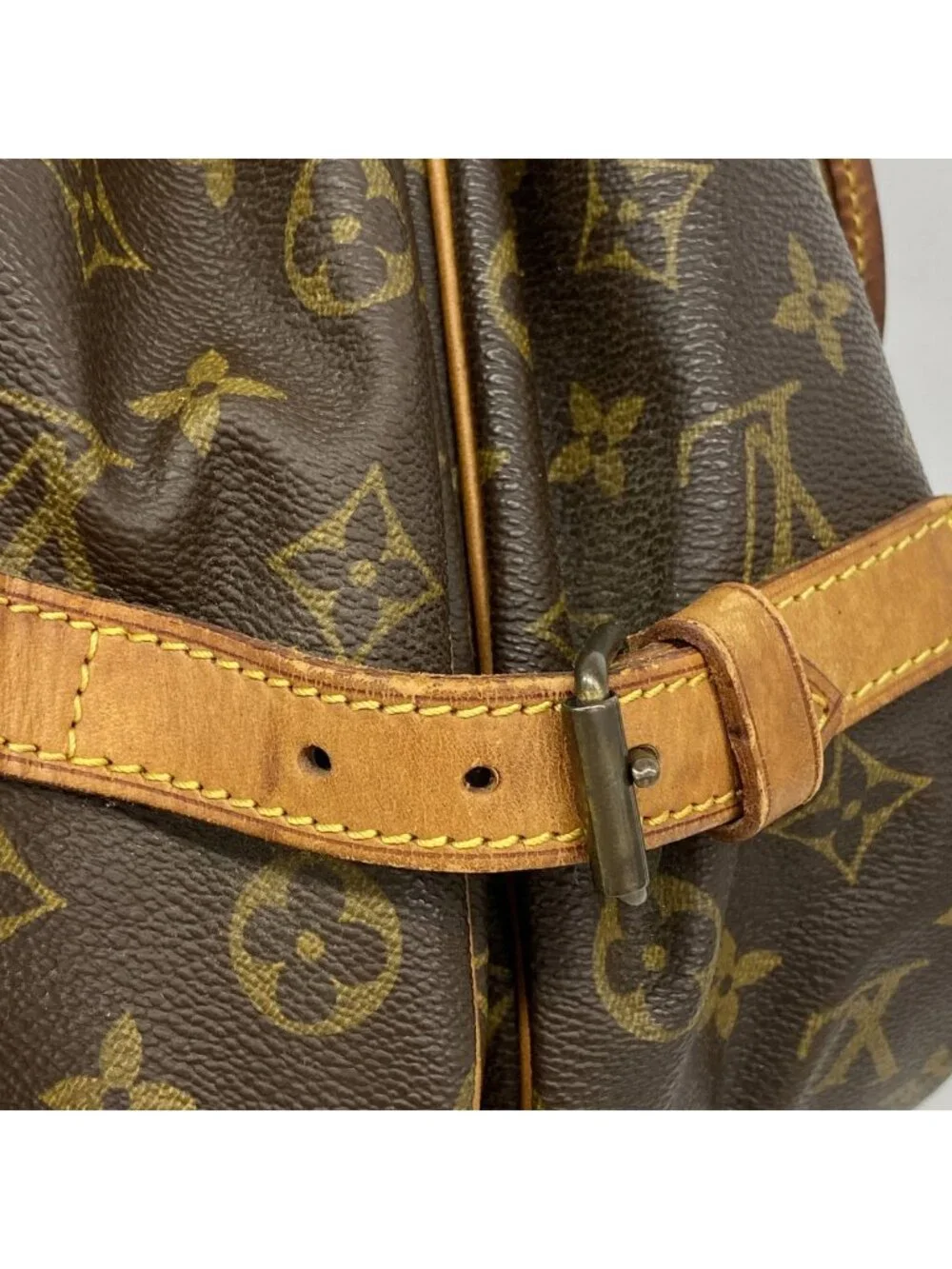 Louis Vuitton Shoulder Bag Monogram Saumur 35 Brown